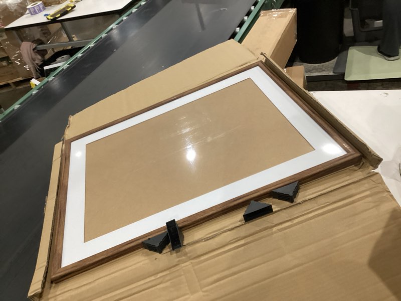 Condition photo showing Good Condition for rustic walnut 22x28 frame - single frame, 22 x 28 poster frame with mat for 18x24, picture frames for artwork, puzzles, photos and movie posters 22" x 28" / 18" x 24" mat