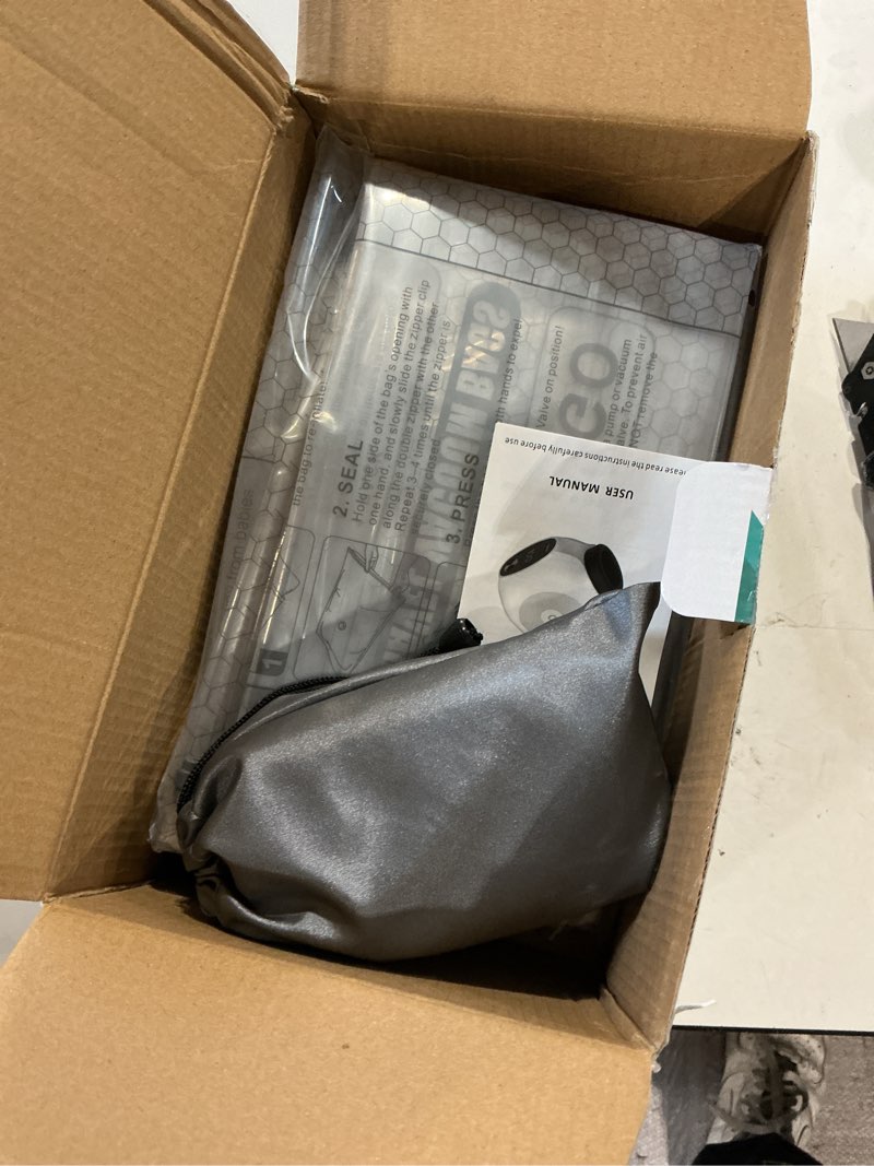 Condition photo showing Good Condition for vacuum bags for travel with rechargeable pump, 9 pack compression packing bags with 35kpa electric pump, 80% space saver for clothes, vacuum seal bags fo carry-on luggage suitcase 9 combo bags + electric pump
