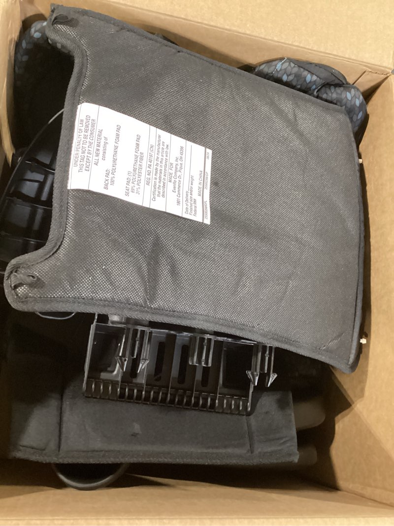 Condition photo showing Good Condition for evenflo gotime lx booster car seat (quincy blue)