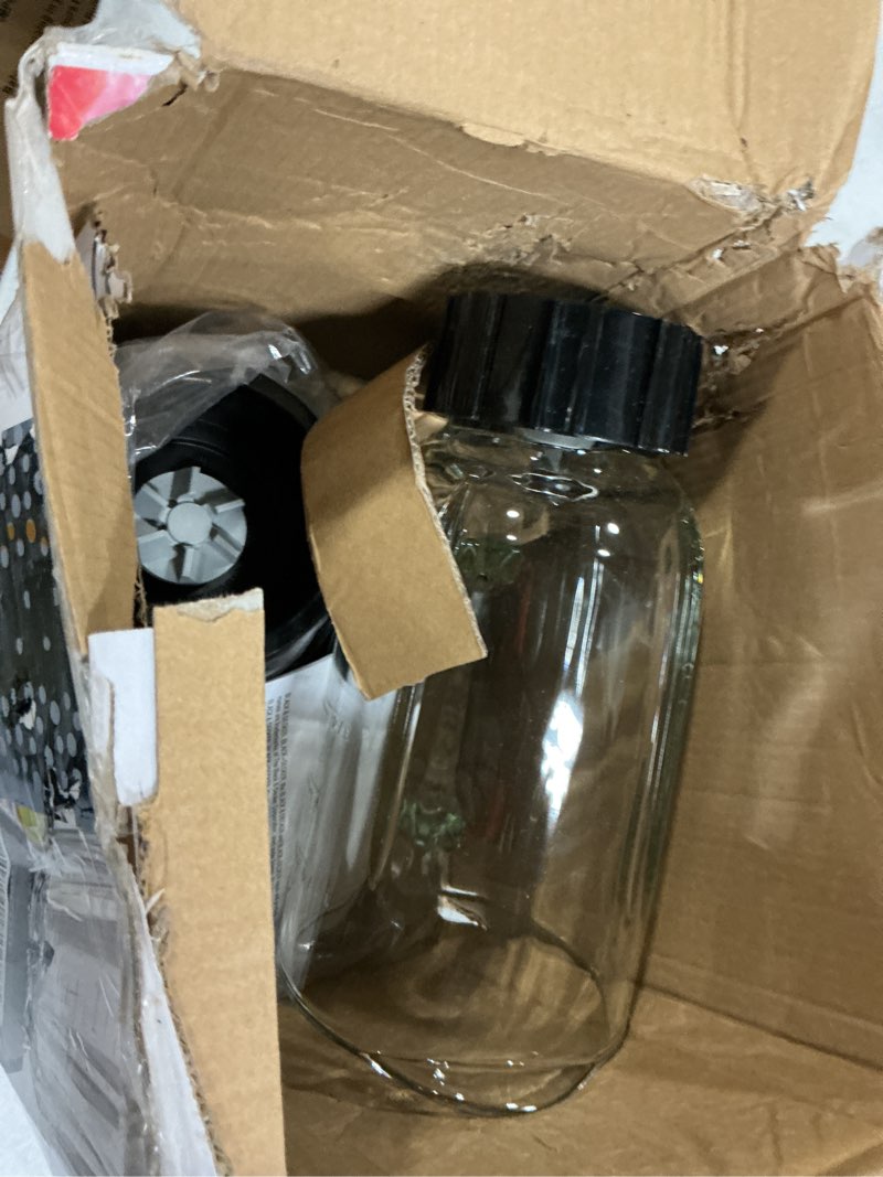 Condition photo showing Good Condition for black+decker countertop blender with 6-cup glass jar, 10-speed settings, black, bl2010bg