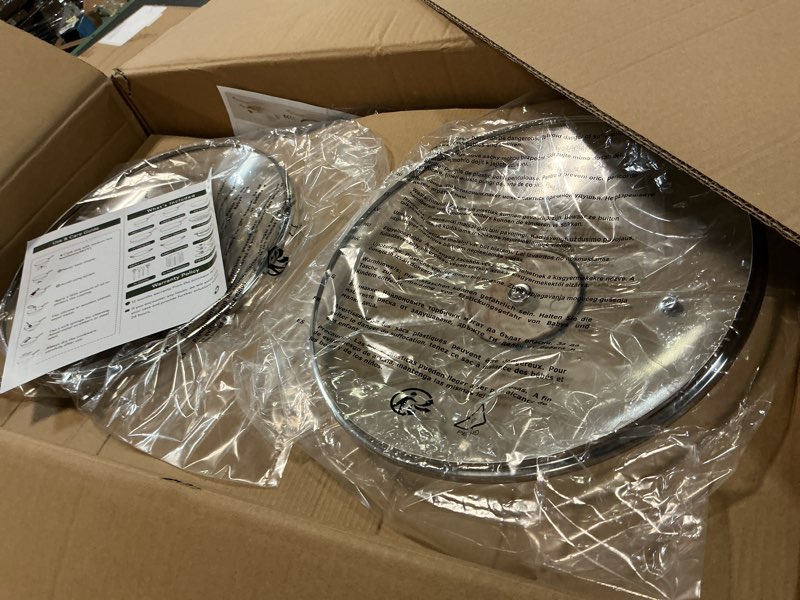 Condition photo showing item condition for 24-Piece Pots and Pans Set Non Stick, Titanium-Reinforced Ceramic Cookware Set, Long-Lasting Nonstick, PFAS-Free, Induction Compatible, Complete Kitchen Set for Everyday Cooking 24-PC Cream White