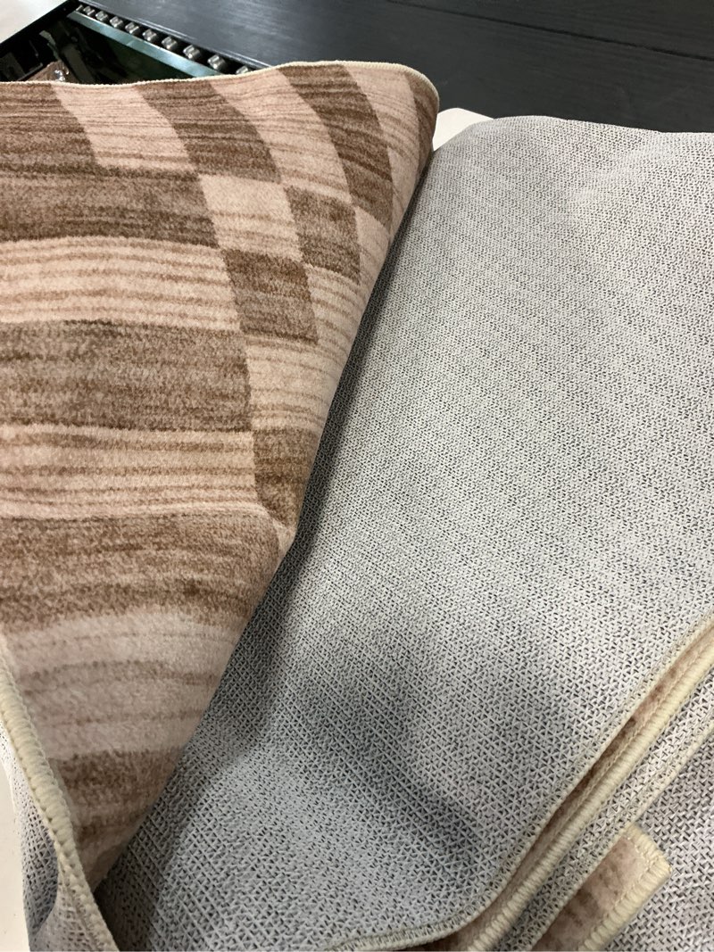 Condition photo showing Good Condition for garveehome 8×10 area rugs for living room,modern brown checkered rug,geometric tan brown print non-slip washable farmhouse checkerboard rugs for bedroom dining room office brown 8' x 10' (rectangular)