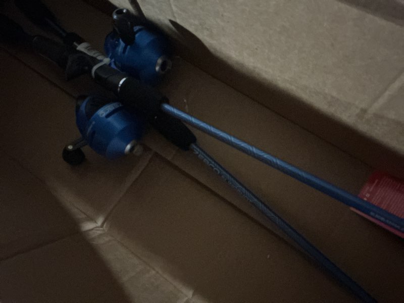 Condition photo showing Good Condition for (Similar to) Zebco 202 & 404 Spincast Reels and Fishing Rod Combos (2-Pack), 5-Foot 6-Inch 2-Piece Fishing Pole, Size 30 and 40 Reels, Right-Hand Retrieve, Pre-Spooled with 10 lb and 15 lb Cajun Line, Black/Red