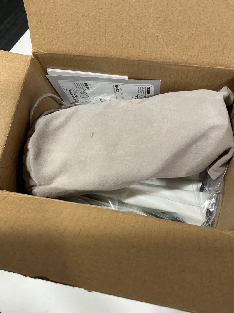 Condition photo showing Good Condition for vacbird travel vacuum storage bags with rechargeable cordless pump, 12 pack vacuum seal bags for clothing(4 large+4 medium+4 small), compression packing for clothes suitcase luggage blanket pillows 12 combo+wireless pump