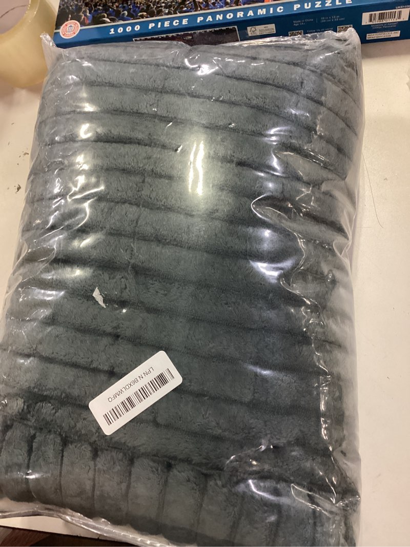 Condition photo showing Good Condition for hyha Couch Covers for Dogs Washable, Non Slip Plush Dog Sofa Protectors, Fuzzy Pet Couch Covers for 3 Cushion Sofa Pet Friendly (Dark Grey, 27.6" x 59") Dark Grey 27.6" x 59"