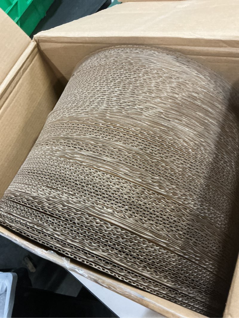 Condition photo showing Good Condition for Sieral 80 Pcs Large Hanging Round Wreaths Round DIY Ornaments Wreath Form Bulk Cardboard Wreath Ring Easter St. Patricks Day 4th of July for DIY Craft Cardboard Circle for Holiday Decor (12 Inch) 80 12 Inch