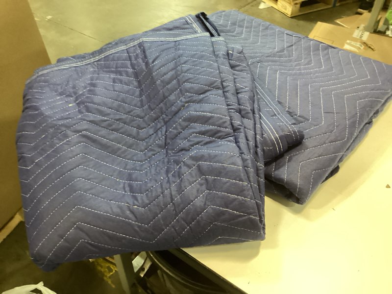 Condition photo showing Good Condition for 2 Moving Blankets 80"x 72" Heavy Duty Packing Blankets for Shipping Thick Furniture Wrapping for Moving Supplies Professional Quilted Shipping