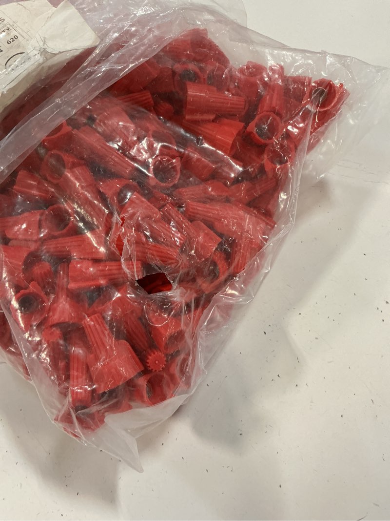 Condition photo showing Good Condition for 620 pcs winged red wire nuts 13 gauge for 18-8 awg, hsp13 easy twist-on and easy screw on wire connectors ribbed cap for quick connect electrical wiring,heavy duty screw terminals with metal spring p13 red 620