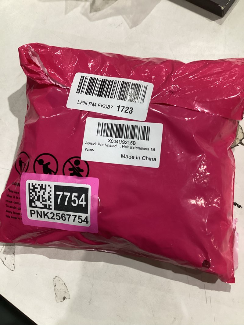 Condition photo showing Good Condition for Pre twisted GoGo Curl Crochet Hair 8 Inch 8 packs Short Curly Crochet Hair for Women Pre looped Boho Box Braids with Curly Ends Beach Curl Water Wave Synthetic Hair Extensions 1B 8 Inch (Pack of 8) Pretwisted Gogo curl crochet hair-1B#