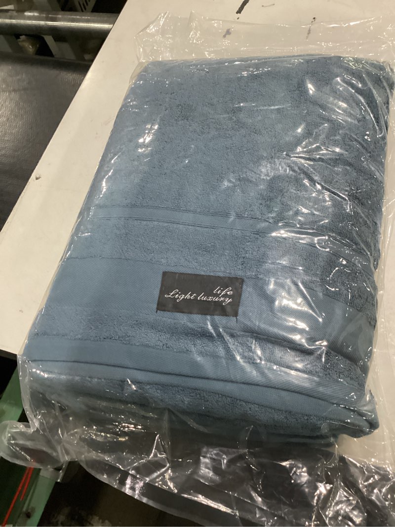 Condition photo showing Good Condition for redkiss large bath towels set 2 piece, 100% cotton, 31x63 in,heavyweight 760g, highly absorbent & quick dry, super soft luxury shower towels for bathroom,hotel collection - blue blue 2 pack