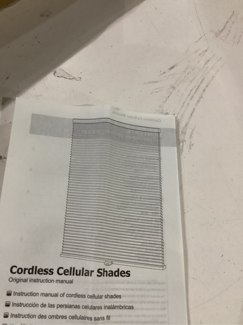 Condition photo showing Good Condition for cordless cellular shade unknown size