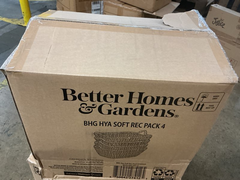 Condition photo showing New/Like New for better homes & gardens tapered rectangular water hyacinth basket  set of 4