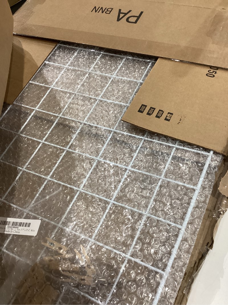 Condition photo showing Good Condition for kaforise wire wall grid panel, wire photo hanging display and wall storage organizer, 10 clips and 2 nails offered, set of 1, size 17.7" x 37.4", white