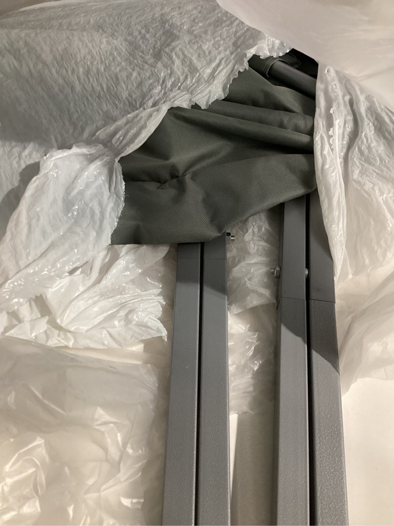 https://lotting-media.assets.bidfta.com/lotting_fbf0cd65-2eec-4afb-ba2d-df6d75bd2551