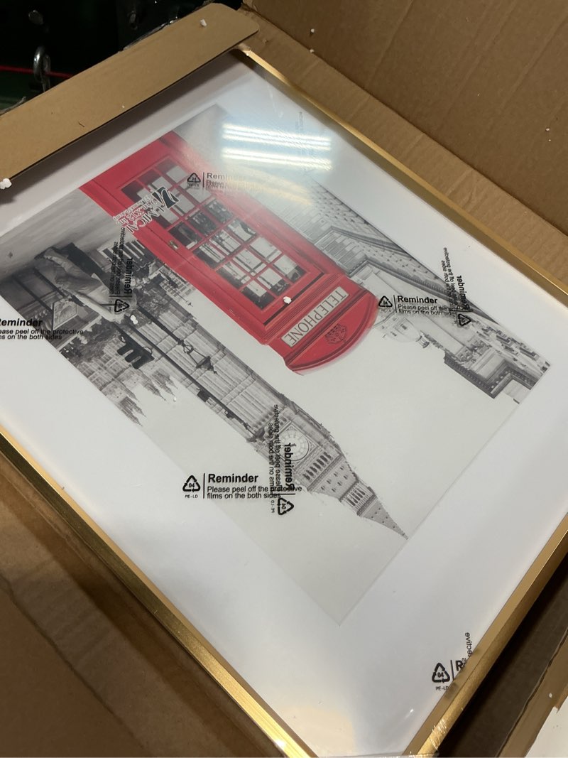 Condition photo showing Good Condition for 5x7 2-opening gold aluminum picture frame | 2 mats included, hd plexiglass, fits 5x7 or 4x6 photos, tabletop & wall mount