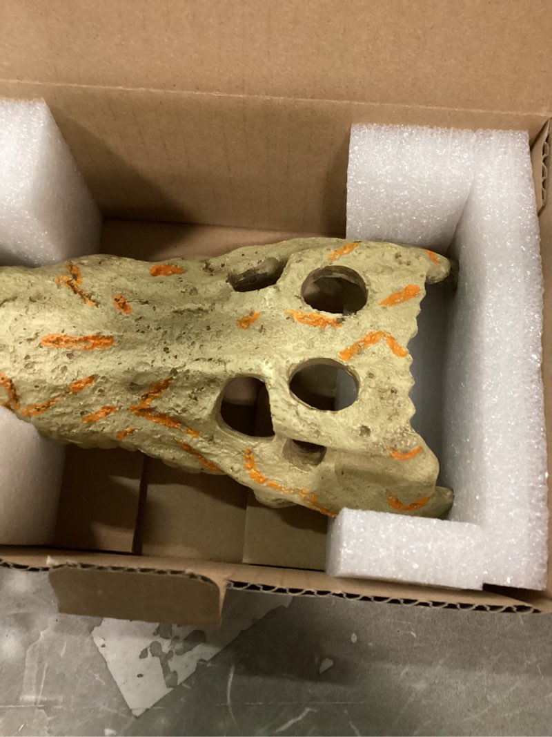 Condition photo showing Good Condition for Zilla Rapid Sense UV Detecting Crocodile Skull Décor for Reptiles  Medium