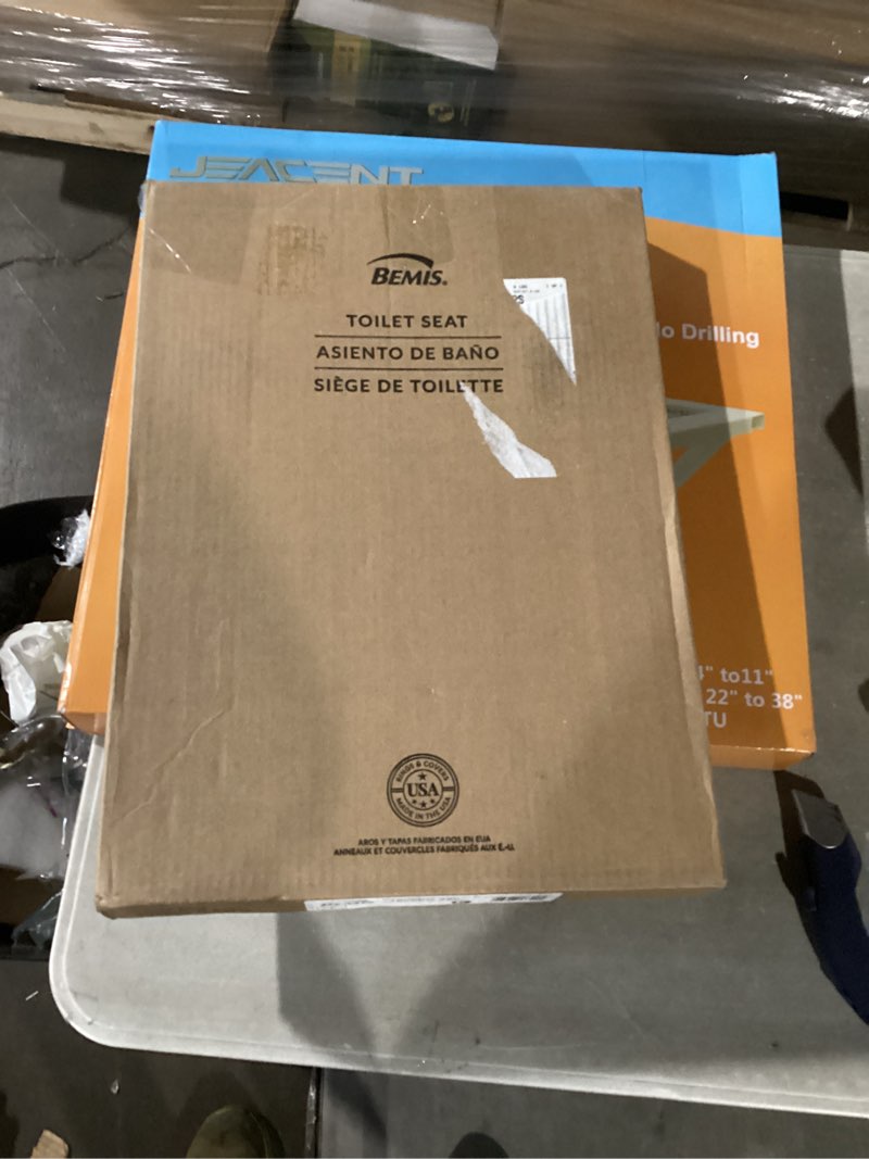 Condition photo showing New/Like New for bemis 1500ec 390 lift-off wood elongated toilet seat, cotton white (pack of 1)