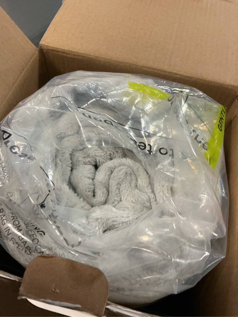 Condition photo showing Good Condition for Bedsure GentleSoft Fleece Blankets Queen Size Light Grey - Bed Blanket Soft Lightweight Plush Fuzzy Cozy Luxury Microfiber, 90x90 inches Light Grey Queen (90" x 90")