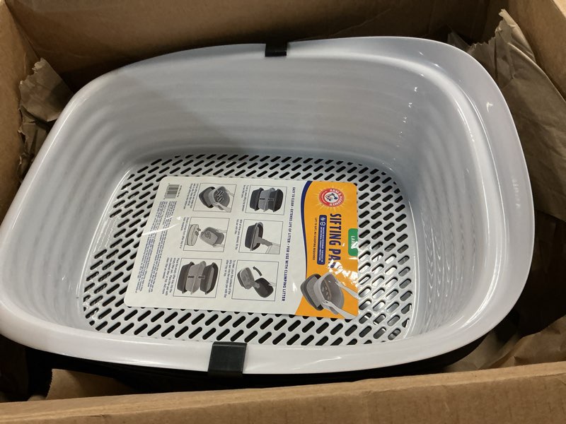 Condition photo showing Good Condition for arm & hammer large sifting litter box scoop free cat litter tray with microban, made in usa