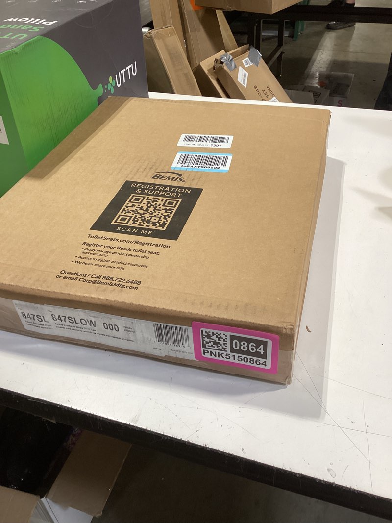 Condition photo showing New/Like New for mayfair 847slow 000 kendall slow-close, removable enameled wood toilet seat that will never loosen, 1 pack - round - premium hinge, white (b07zqr1rmn)