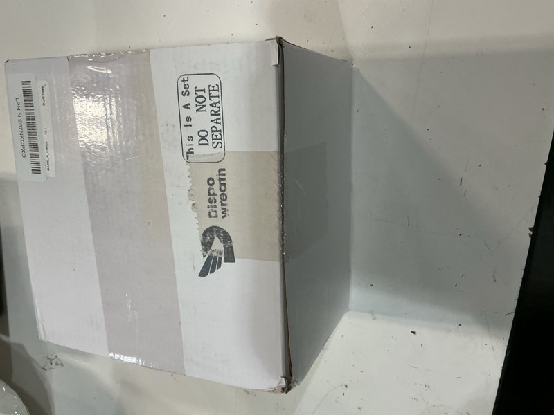 Condition photo showing New/Like New for dispowreath 50 pack pink green paper food boats with wax papers, disposable nacho trays for theme party, birthday, movie night snack serving, greaseproof basket for fries, carnival, treat holders