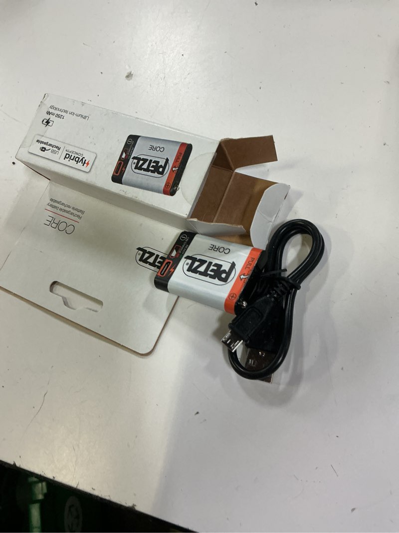 Condition photo showing Good Condition for petzl core rechargeable battery (1250 mah) for hybrid headlamps - micro-usb port