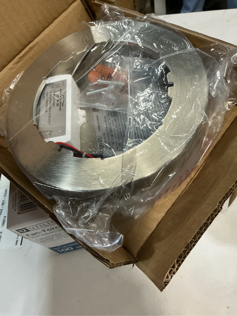 Condition photo showing item condition for Origin 21 Lynnpark 7-in Brushed Nickel Indoor 1 -Light LED Flush Mount Light Acrylic Shade