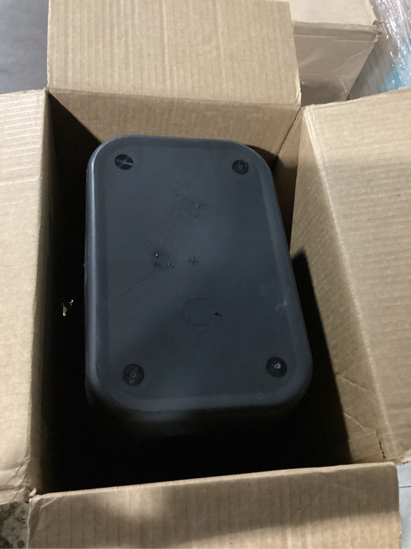 Condition photo showing Good Condition for Amazon Basics Rectangular Commercial Office Wastebasket, Easy to Clean, Space-Saving, 10 Gallon, Black Black 10 Gallon (Pack of 1)