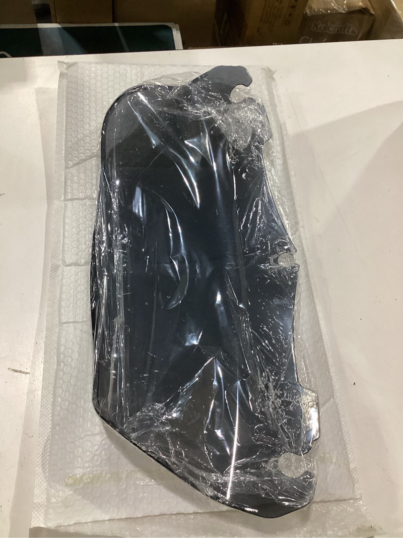 Condition photo showing New/Like New for smoke 9” motorcycle windshield windscreen compatible for 2014-2023 harley davidson touring street glide/electra glide/ultra limited/tri glide flht flhx flhxs flhtk 9‘’ smoked