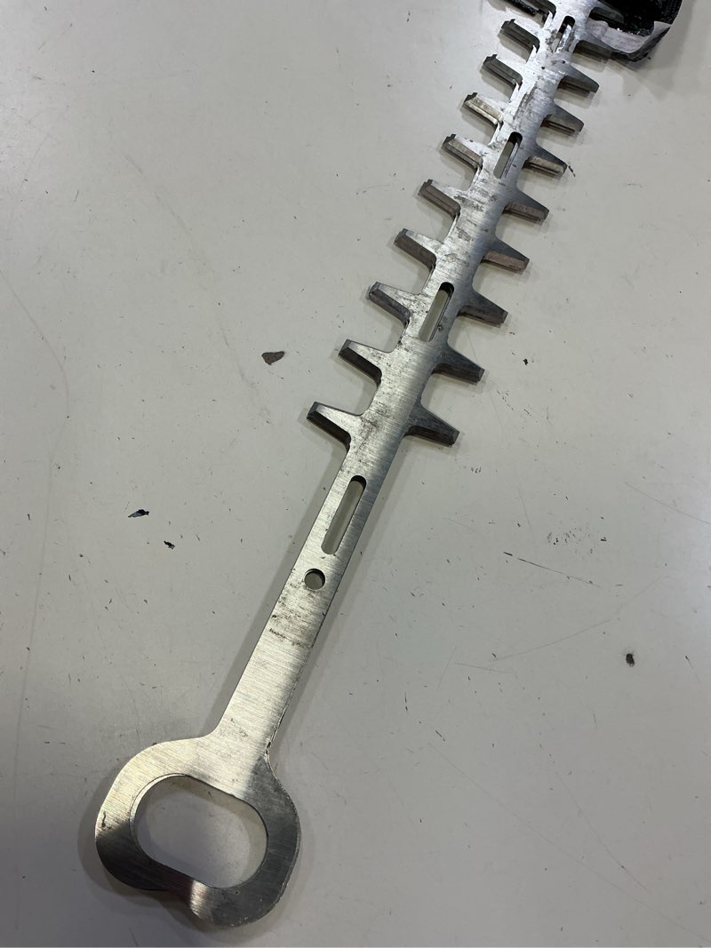 Condition photo showing Good Condition for 20" hedge trimmer blades compatible with e cho hc-152 hc-150 hc-151 hc-150i hedge trimmer, replaces x411000271 x411000020 x411000272, 2pcs