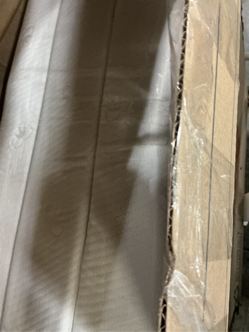 Condition photo showing Good Condition for Novilla Foldable Mattress, Single Size Comfort Foam Trifold Mattress with Cloud Design Cover, 4 Inch Folding Mattress for Back Pain Relief, Suitable for Camping, RV Travel