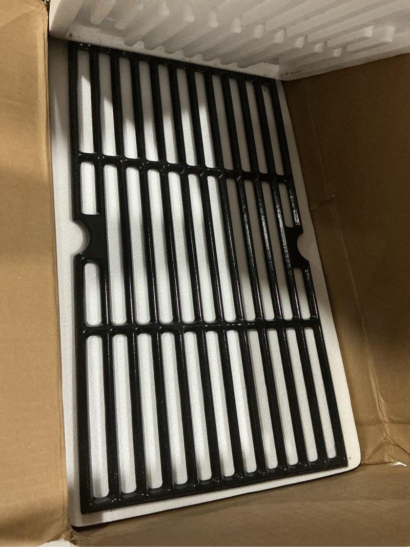Condition photo showing Good Condition for 16 7/8" porcelain enameled cast iron grill cooking grates replacement for charbroil 463441312 463432215 463461613 463436214 463436215 463441514 463440109 463436213 463420508 gas grill grate parts