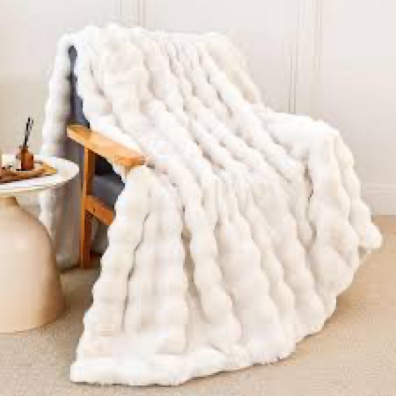 PLUUSHUU Faux Fur Throw Blanket for Couch, Fluffy Fuzzy Plush Bubble Blanket, Soft Warm Cozy Shaggy 