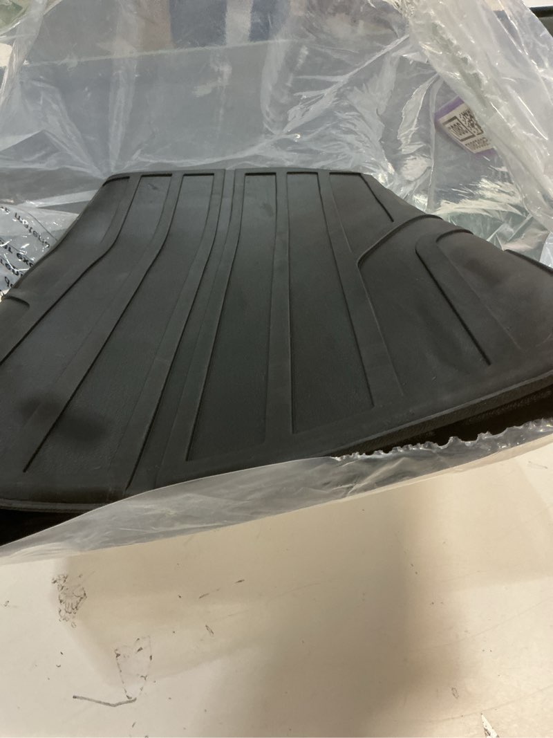Condition photo showing Good Condition for Cargo Mat & Backrest Mat for 2018-2024 Ford Expedition MAX 7/8 Seats,TPE All Weather Protection Car Trunk Liners Covering The Backrest,Cargo Accessories 2018-2024 Cargo Mat