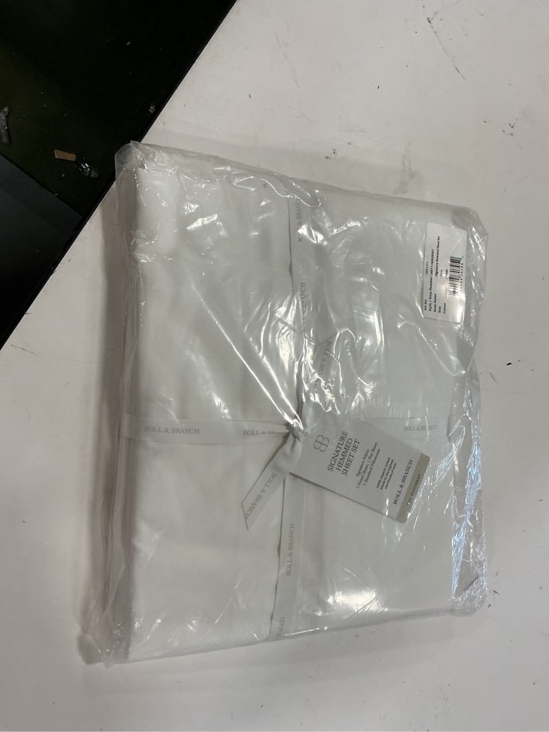 https://lotting-media.assets.bidfta.com/lotting_fc49e60e-320c-4e6a-a217-fd69095ed0ce