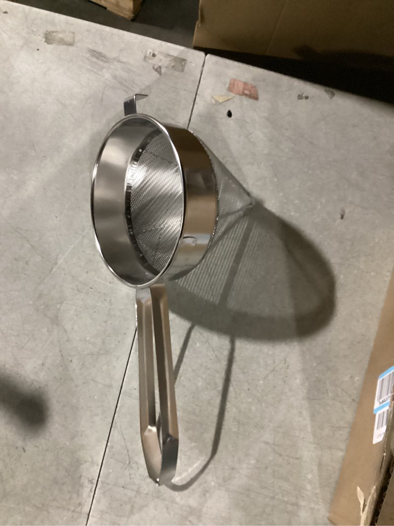Condition photo showing Good Condition for New Star Foodservice 34257 18/8 Stainless Steel China Cap Strainer, 8-Inch, Fine Mesh 8-Inch Fine Mesh