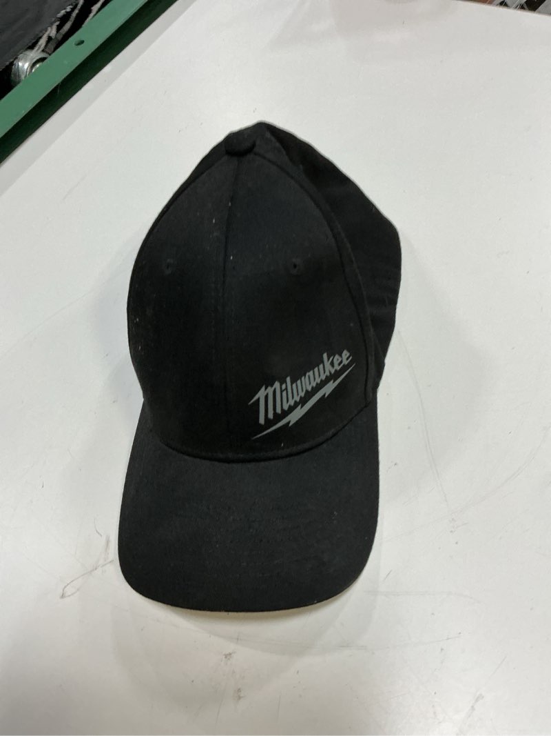 Condition photo showing Good Condition for milwaukee 504b-sm flexfit fittted hat - black, size s-m