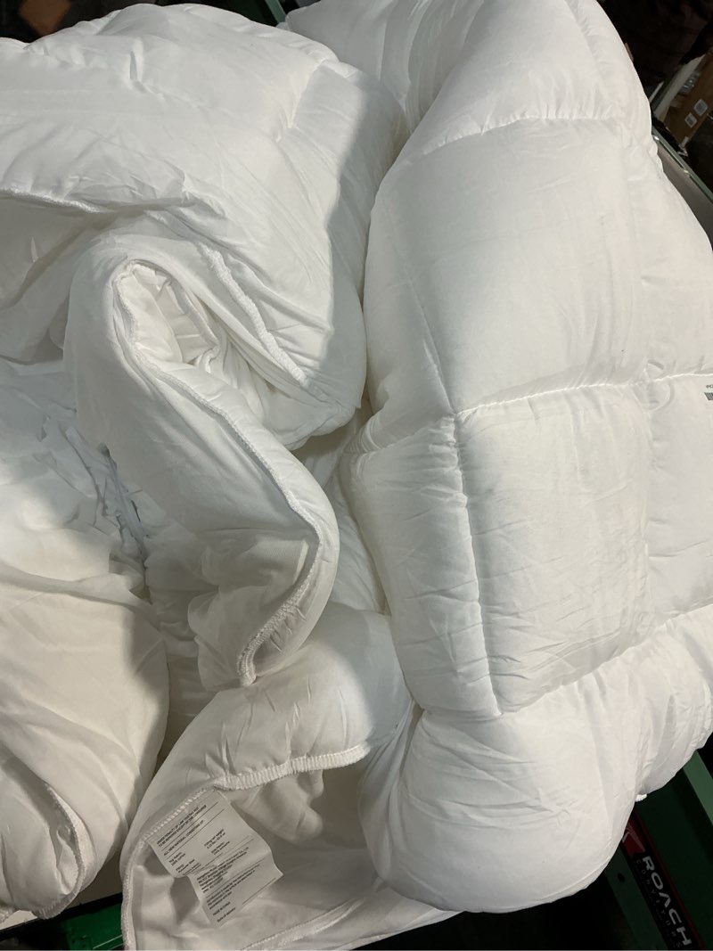 Condition photo showing As Is for (similar)easeland queen size mattress pad pillow top mattress cover quilted fitted mattress protector cotton top stretches up 8-21\" deep pocket cooling mattress topper (60x80 inch, white) white queen