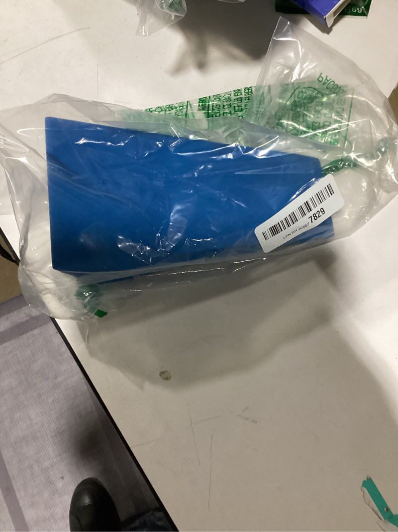 Condition photo showing Good Condition for enoutech mobilization wedge, non-slip silicone triangle pillow for spine and extremity mobilization, sturdy support for spinal pain relief, rehabilitation tool, 7.9 x 4.1 x 2 inch