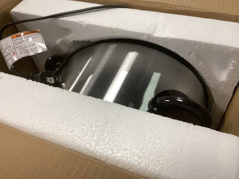 Condition photo showing Good Condition for Crock-Pot 7 Quart Oval Manual Slow Cooker, Stainless Steel (SCV700-S-BR), Versatile Cookware for Large Families or Entertaining 7 Quarts