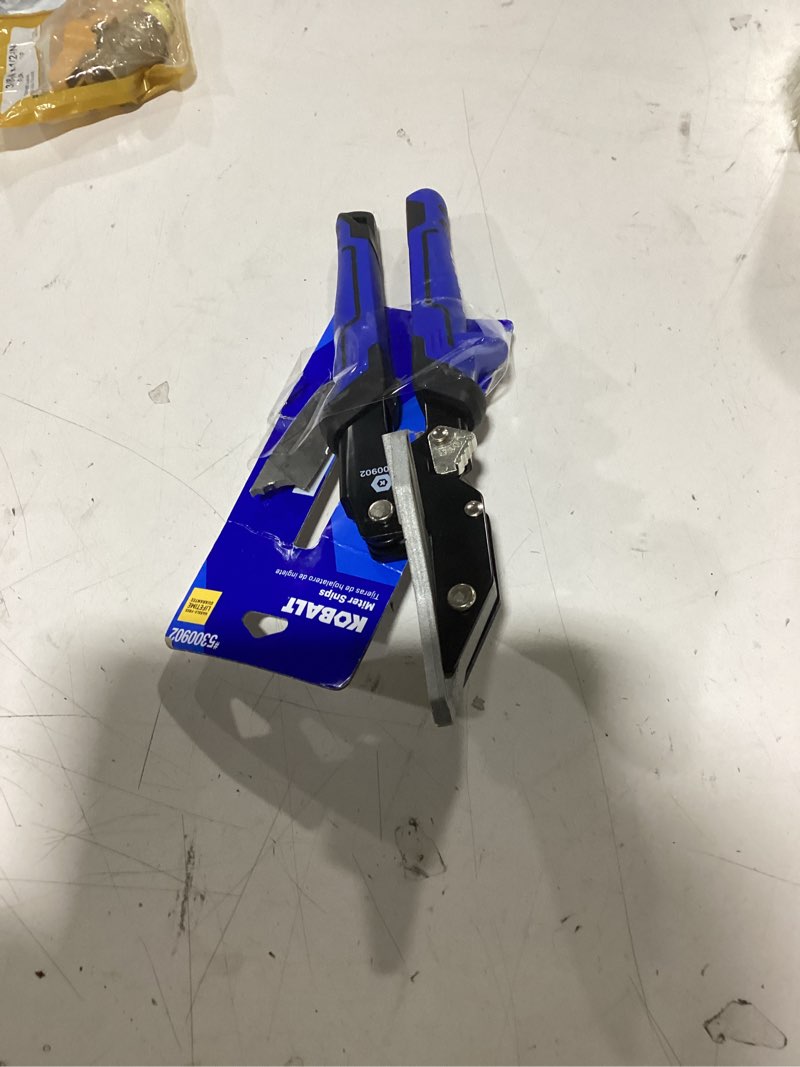 Condition photo showing Good Condition for kobalt miter stainless steel snips