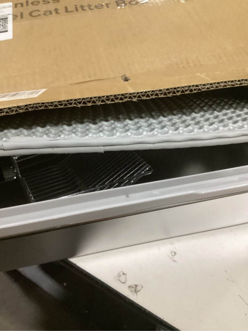 Condition photo showing Good Condition for stainless steel litter box | xl enclosed cat litter boxes with lid for big cats | high sided, anti-urine leakage | non-stick bottom & includes litter mat & metal scoop