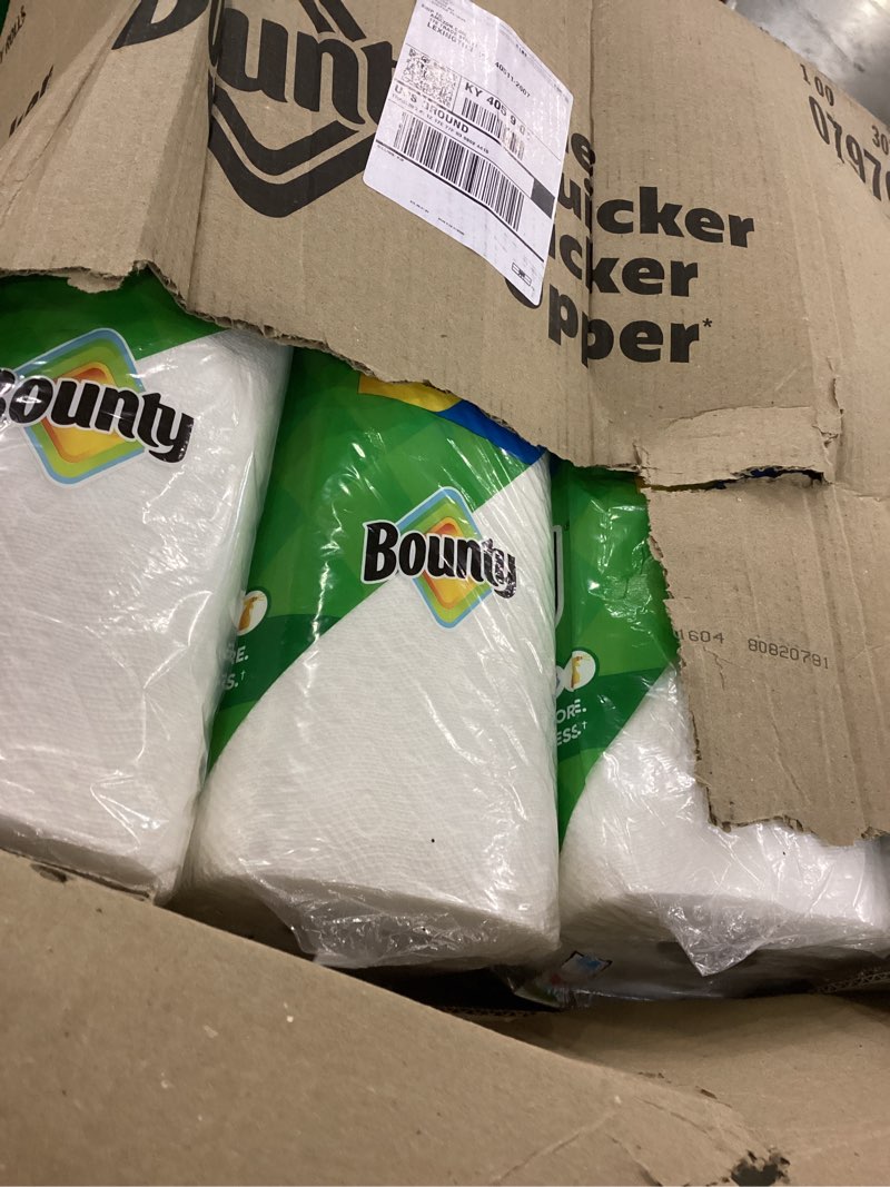 Condition photo showing Good Condition for Bounty towels