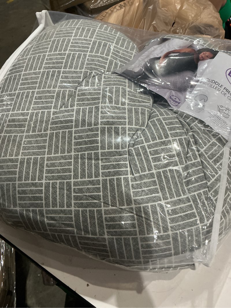 Condition photo showing Good Condition for boppy cuddle pregnancy pillow