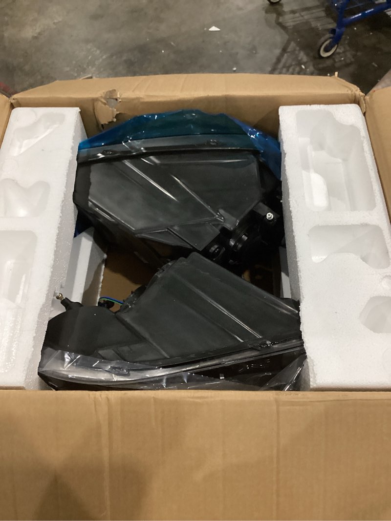 Condition photo showing Good Condition for compatible with dodge 09-18 ram 1500/10-18 ram 2500 3500 for 2009-2018 ram headlight assembly black housing amber reflector headlamp replacement driver and passenger sides two light hole black housing