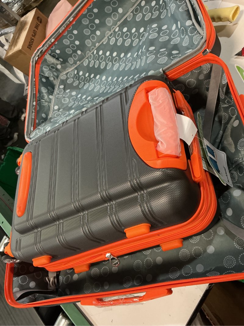 Condition photo showing Good Condition for Rockland Melbourne Hardside Expandable Spinner Wheel Luggage, Charcoal, 2 Piece (20"/28") 2 Piece (20"/28") CHARCOAL