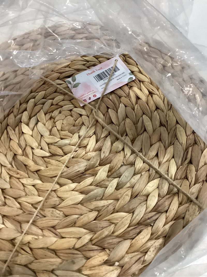 Condition photo showing New/Like New for 6 pack, round woven placemats, natural water hyacinth place mats, braided straw table mats for dining table, christmas placemats set of 6 (15 inch) natural 15 inch (set of 6)