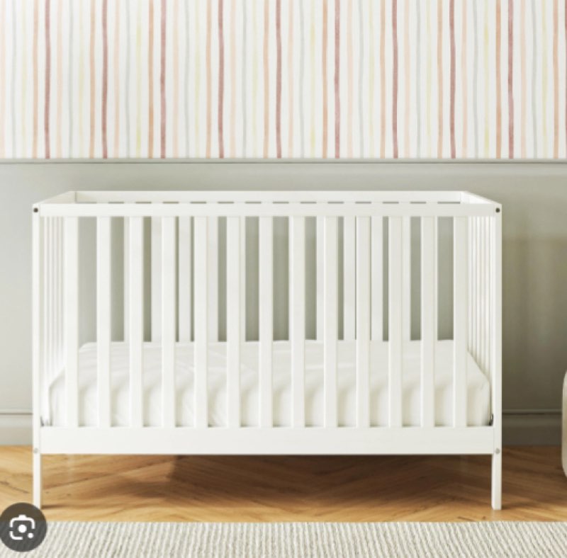 Juaniqua 3-In-1 Convertible Crib Color: White