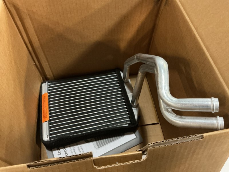 Condition photo showing Good Condition for Spectra Premium 93069 HVAC Heater Core
