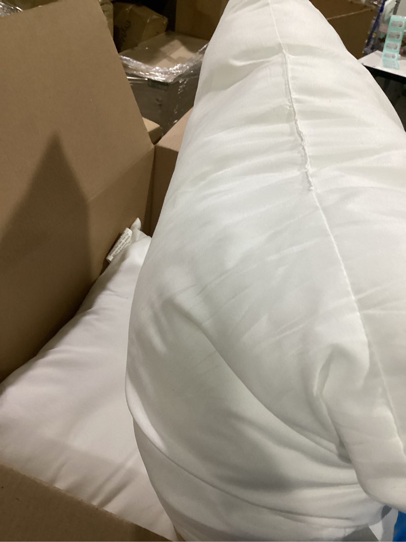 Condition photo showing Good Condition for miulee 22x22 pillow inserts,set of 2 down feather throw pillows for couch sofa bed, decorative fluffy throw pillow inserts cotton fabric,white 2 22x22 inch